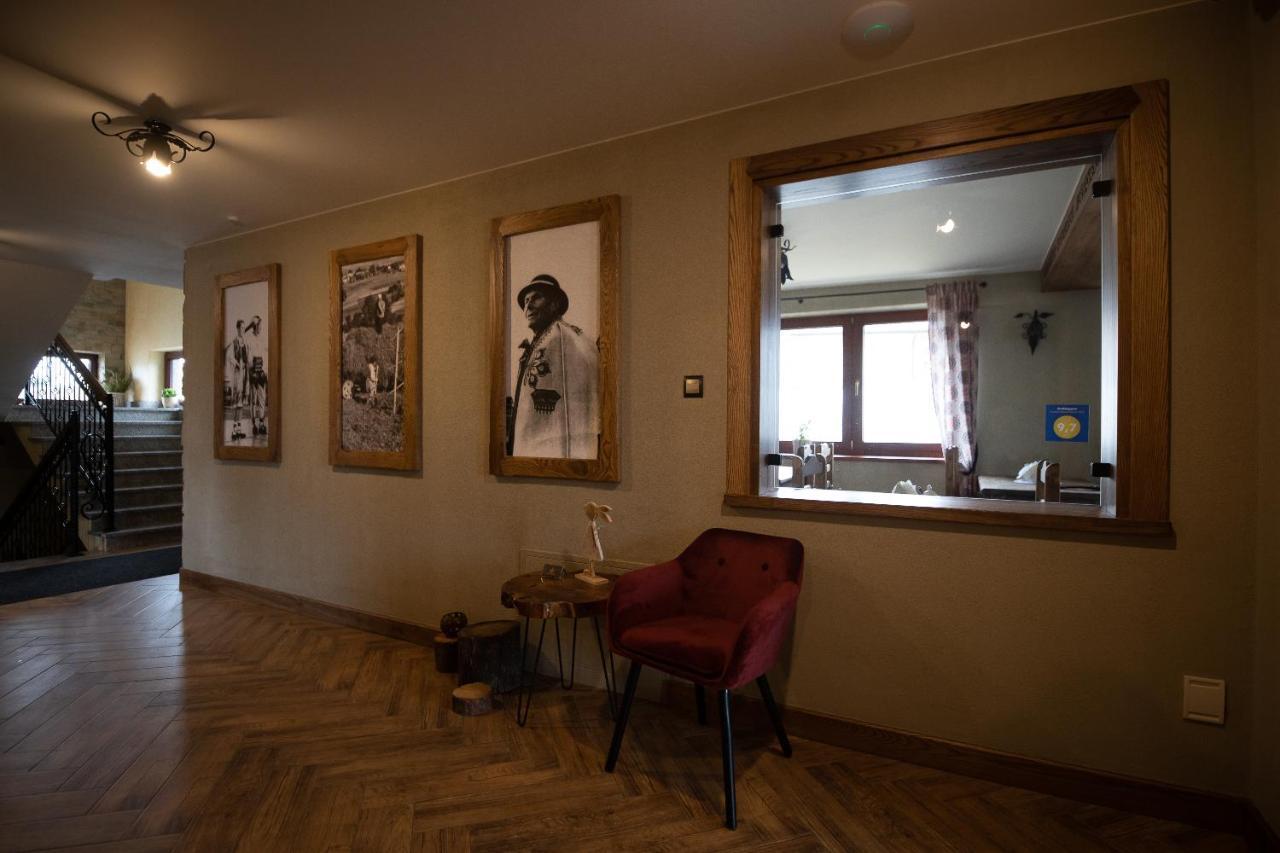 Pod Gontem Apartment Bukowina Tatrzanska Luaran gambar
